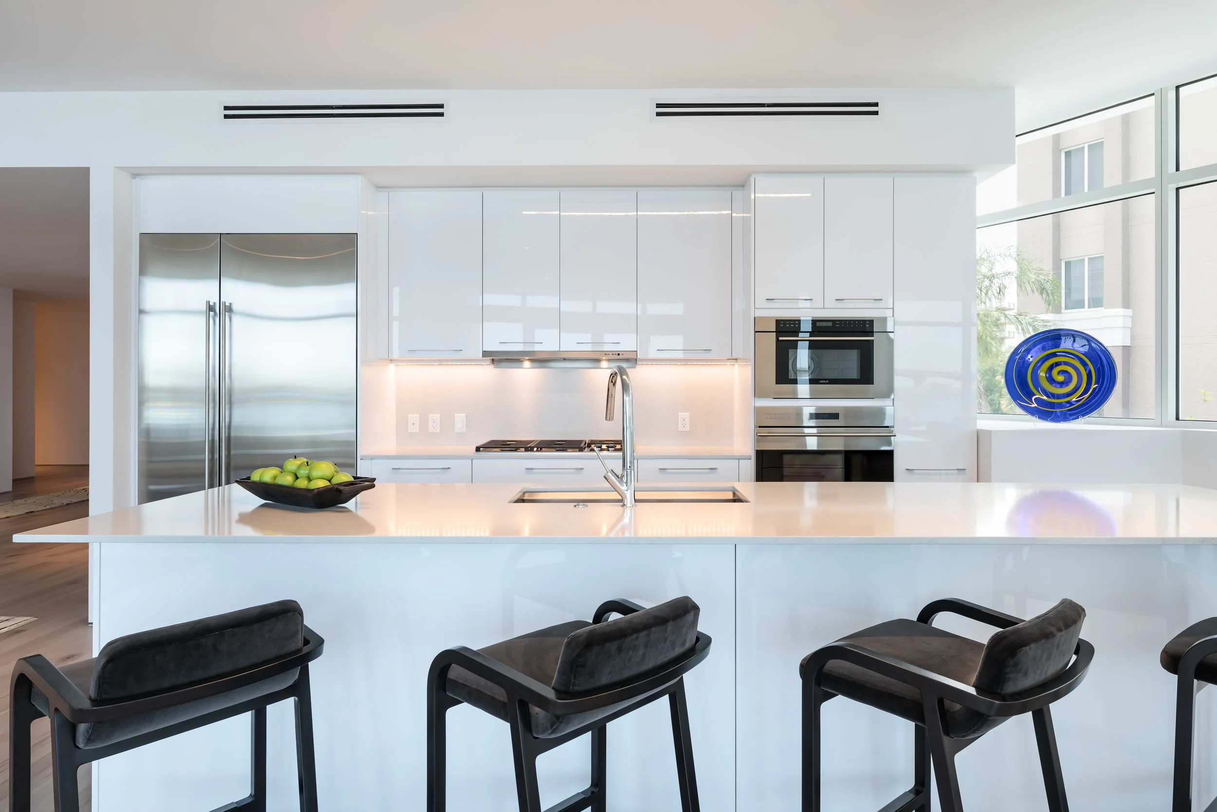 kitchen 2.jpg