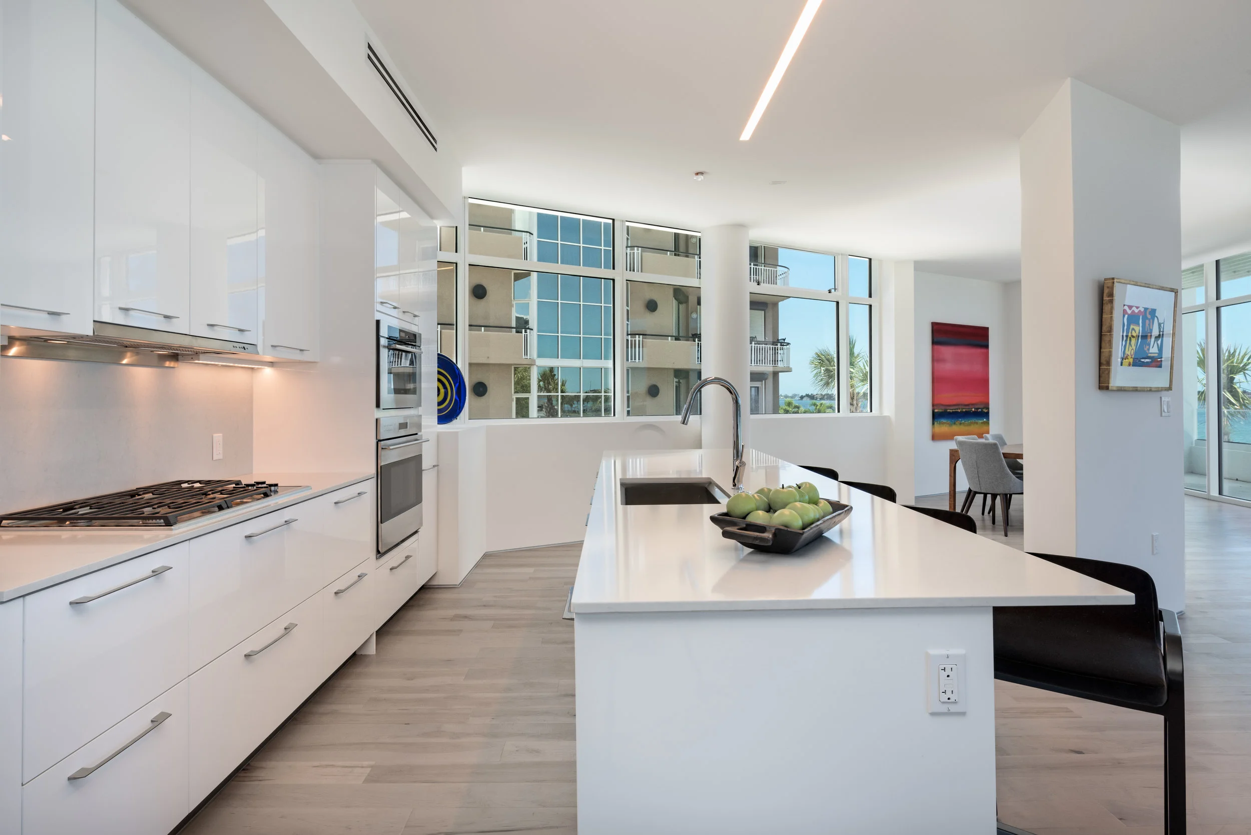 kitchen 1.jpg