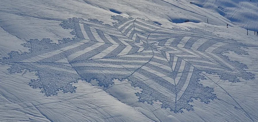 Simon Beck’s Snow Art