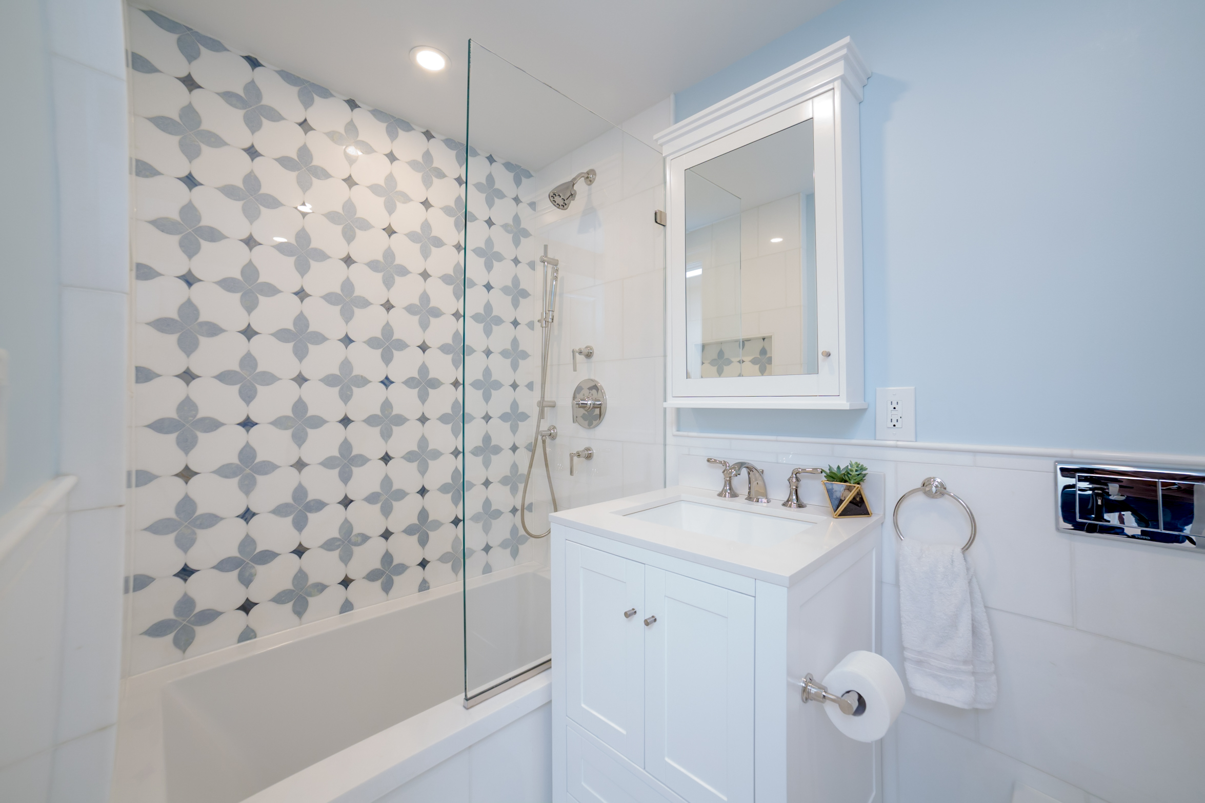 Photo credit: Francis AugustineMosaic Tiles by TileBar.com