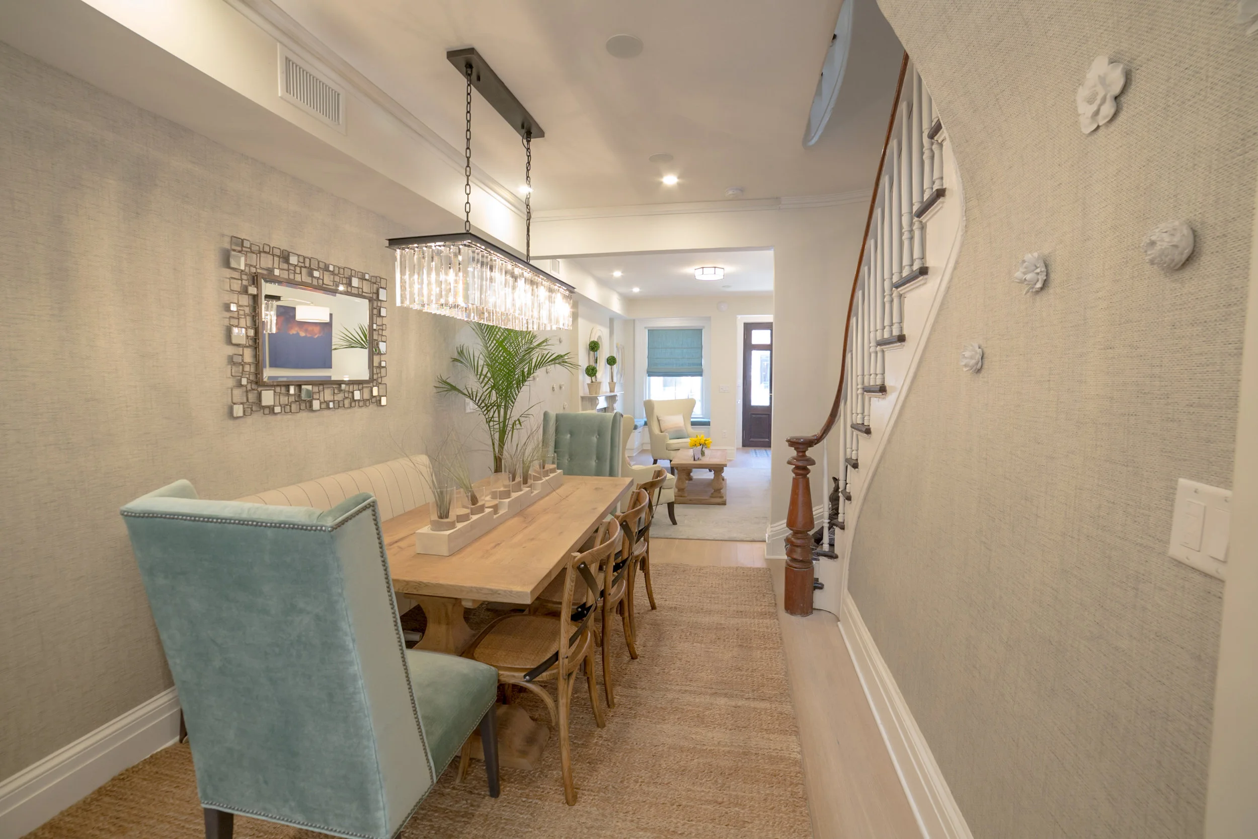 Garden Street Brownstone A Transitional design with Coastal color hues for a serene 1900 century family home.