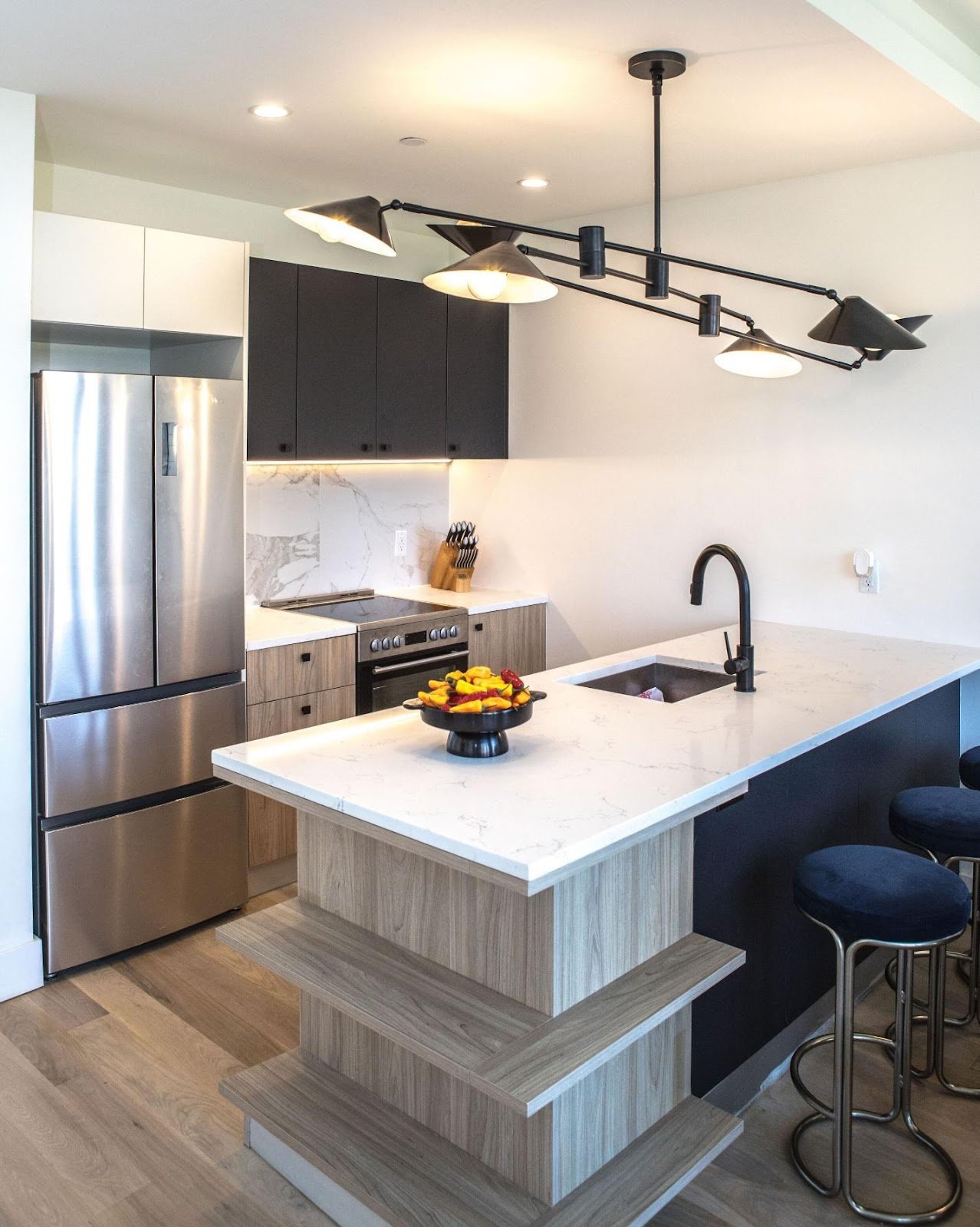 Few Kitchen Interior Design Tips To Create Your Dream Kitchen
