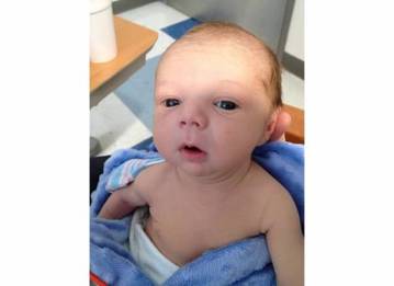 Luka making eye contact again after an antibiotics injection