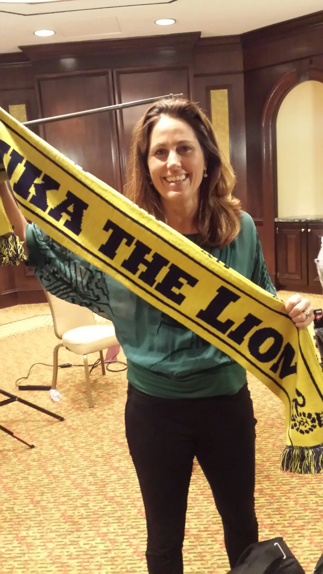 U.S. soccer legend, Julie Foudy, the inaguaral #LukaTheLIon #ScarfChallenge supporter