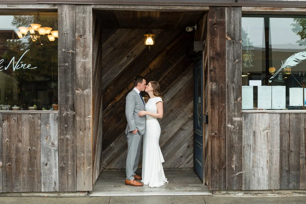 SomerbyJonesPhotography_LoyalNineWedding_LoyalNineRestaurant_LoyalNine_Wedding_0037.jpg