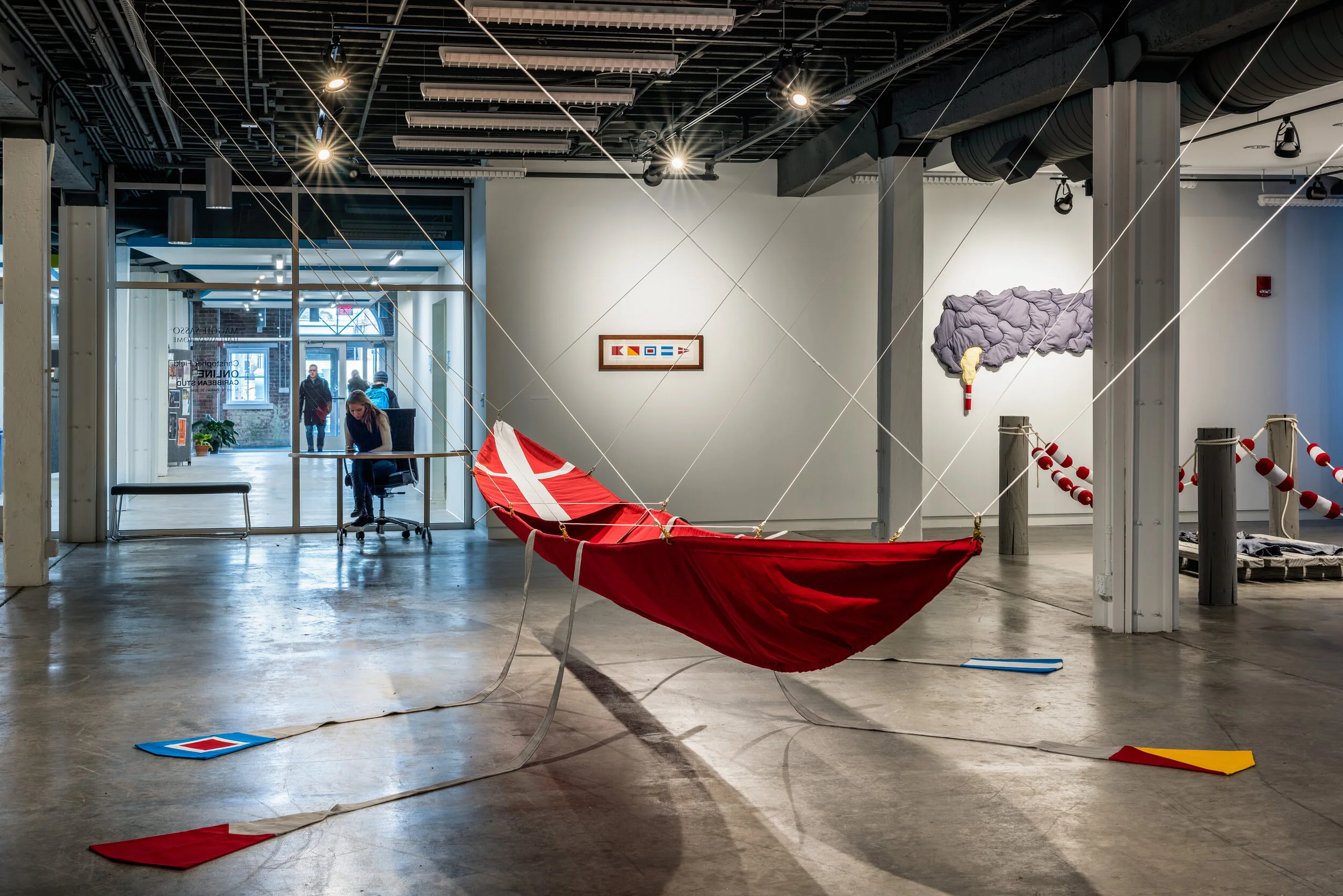 Four in a Boat and the Tide Rolls High , cotton canvas, rope, hardware, 2016 Photo credit: Frank Döring