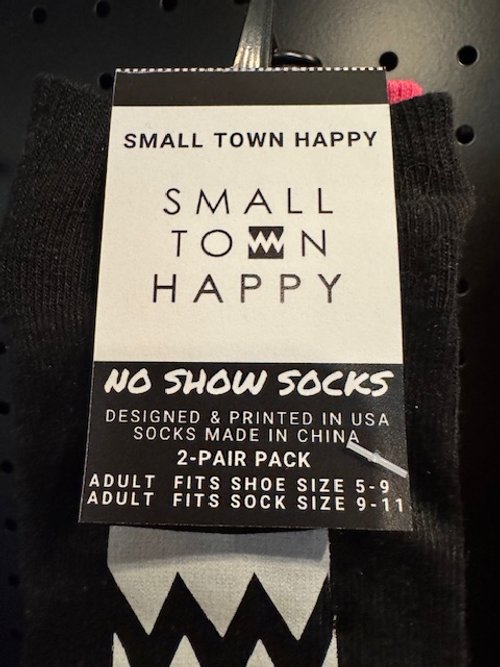 STH SOCK BLK LOGO PEGBOARD CLOSEUP.jpg
