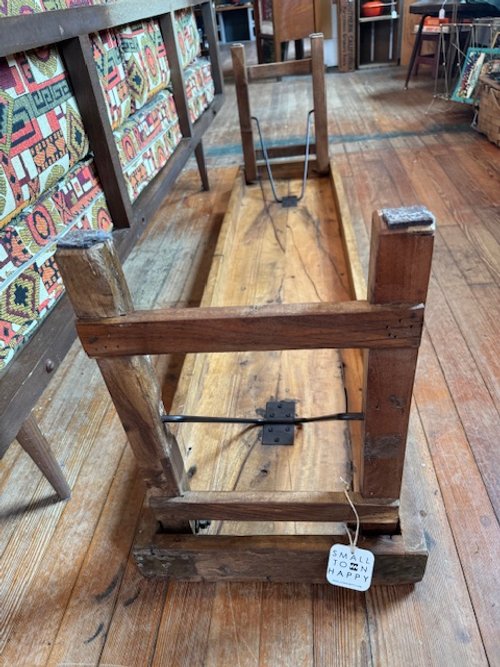 LOGO BENCH UPSIDE DOWN 2.jpg