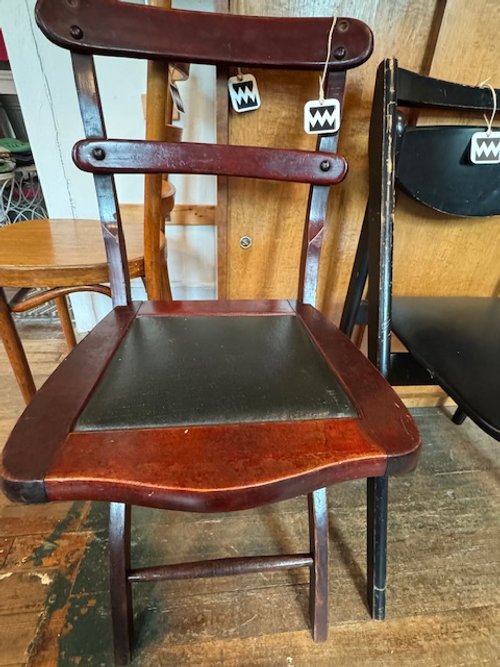 LOGO ALFRED WOOD CHAIR.jpg