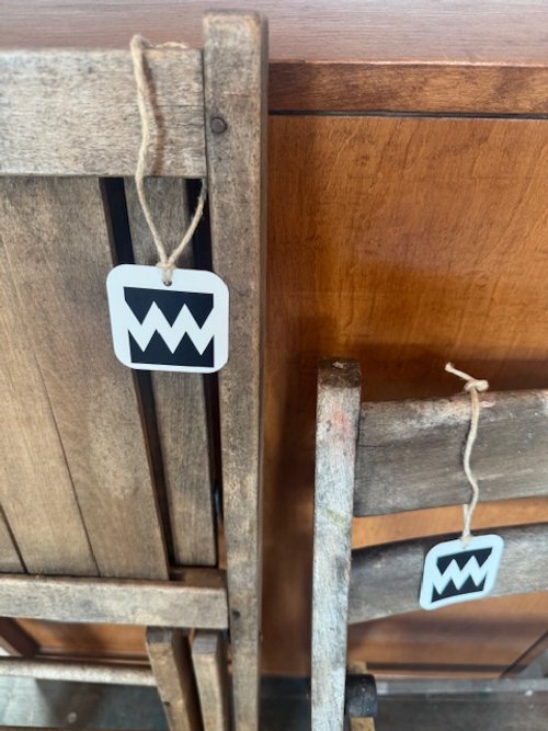 LOGO WOOD SLAT GARDEN CHAIR 1.jpg