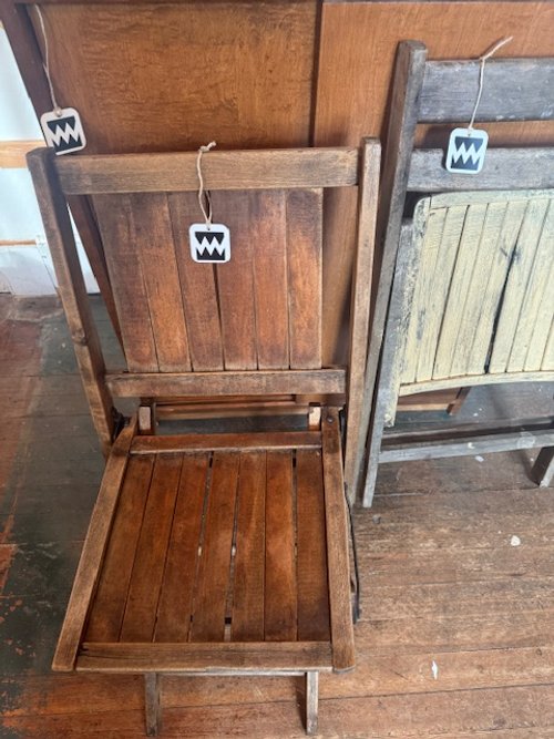 LOGO WOOD SLAT GARDEN CHAIR 3.jpg