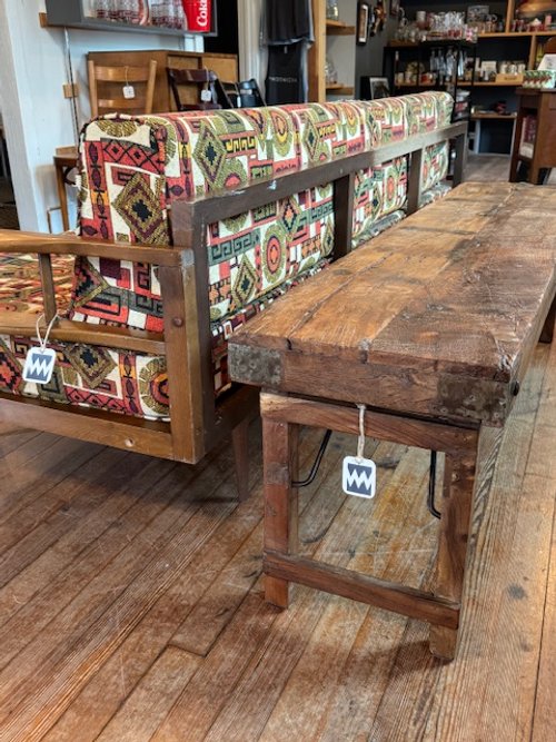 LOGO BENCH & SOFA .jpg
