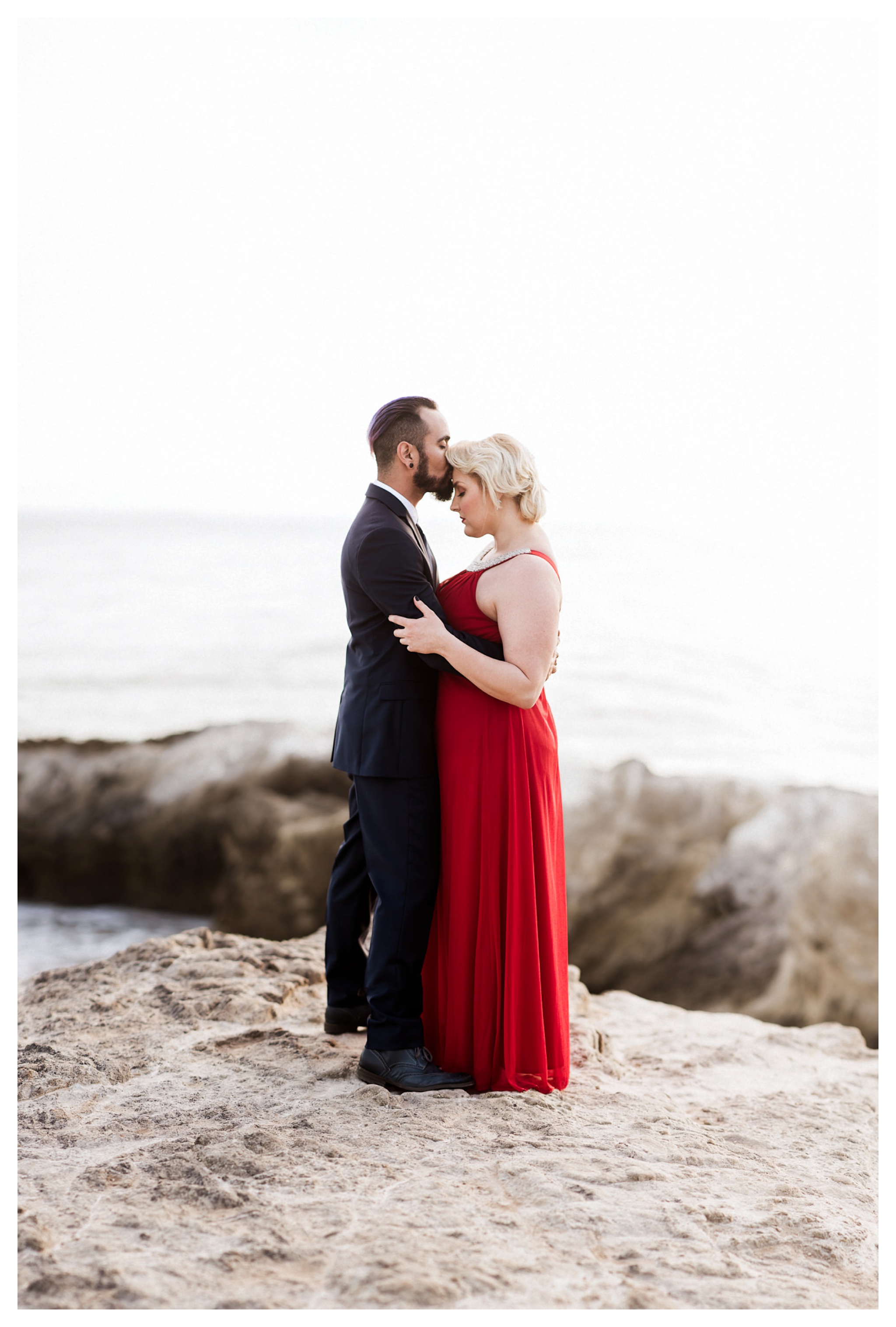 Leo_Carrillo_Malibu_Elopement_0025.jpg