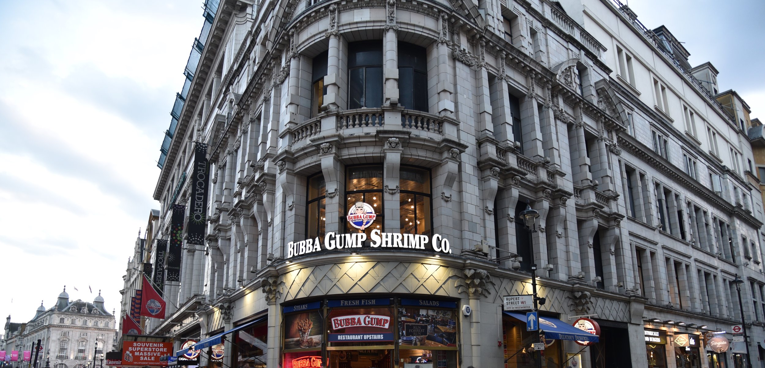 BUBBA GUMP SHRIMP CO: IL RISTORANTE DEDICATO A FORREST GUMP A LONDRA