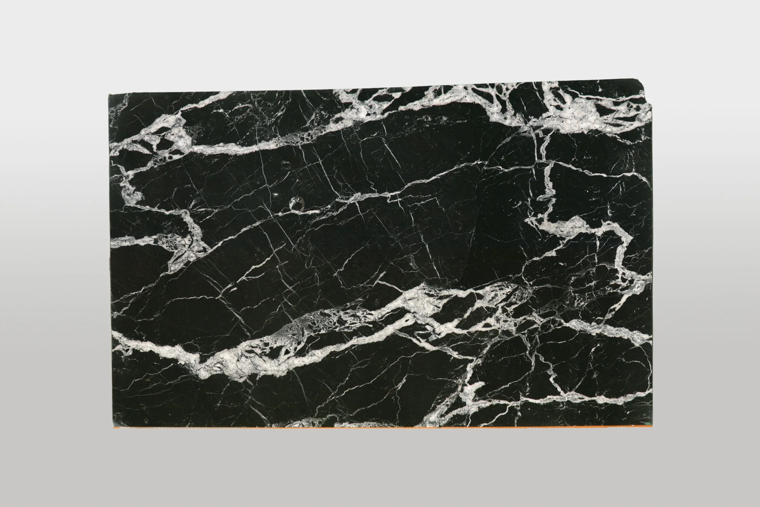  Bundle Number: 184 Slab Number: 32 Dimension: 112” x 75” Status:  Available  