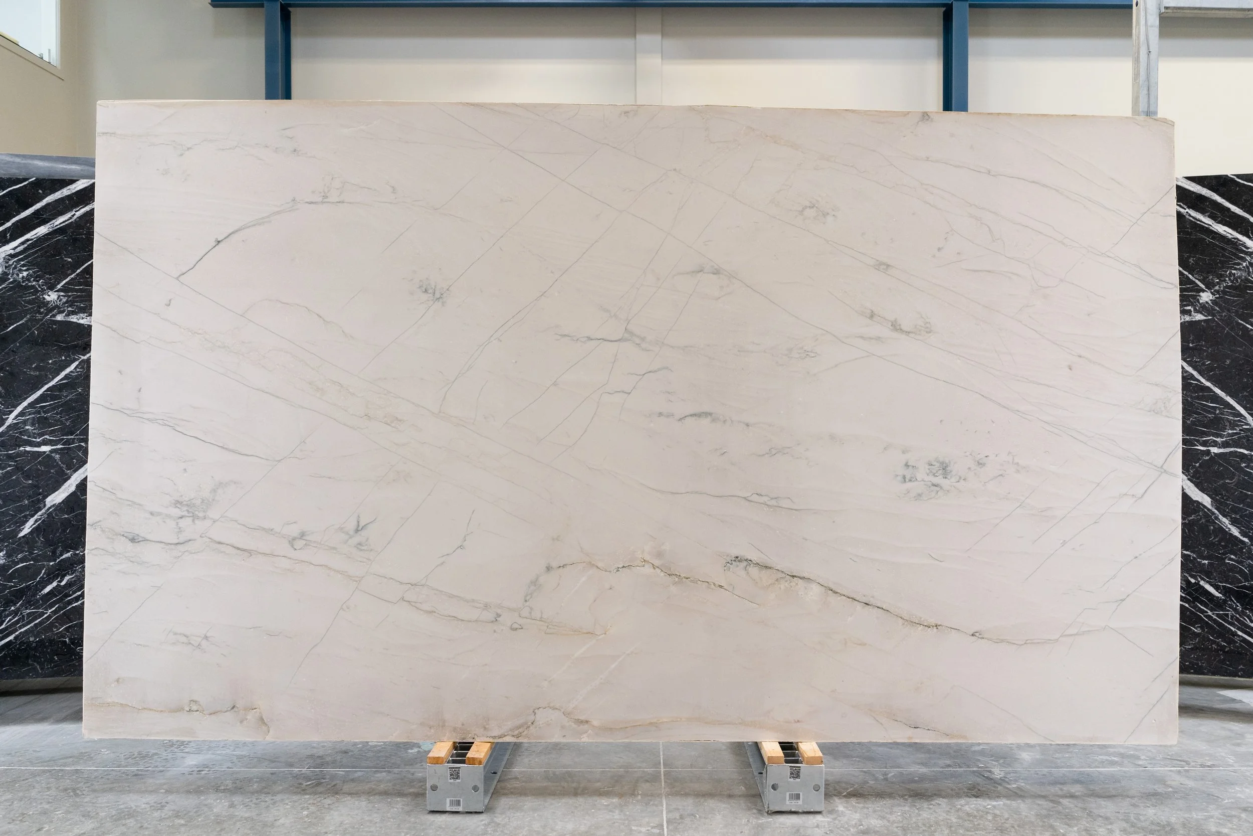 Bianco Superiore Quartzite slab