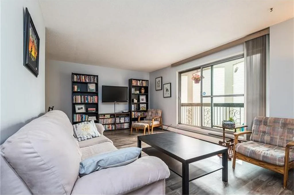 single bedroom condo.jpg
