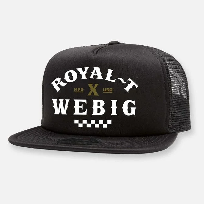 ROYAL-TxWEBIGINCHAT_UAFBLACK_670x.jpg