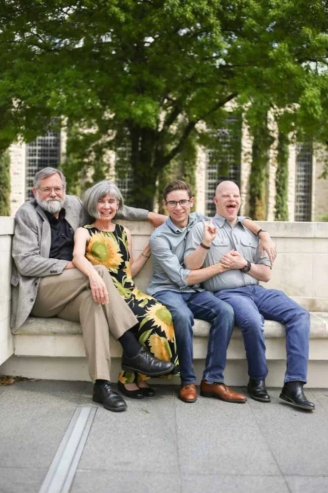 hocher+fam+thumb.jpg