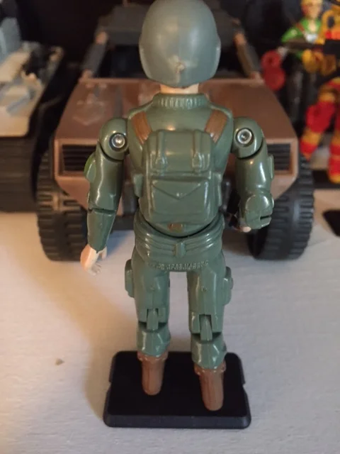 Grunt comes with a very basic standard backpack.