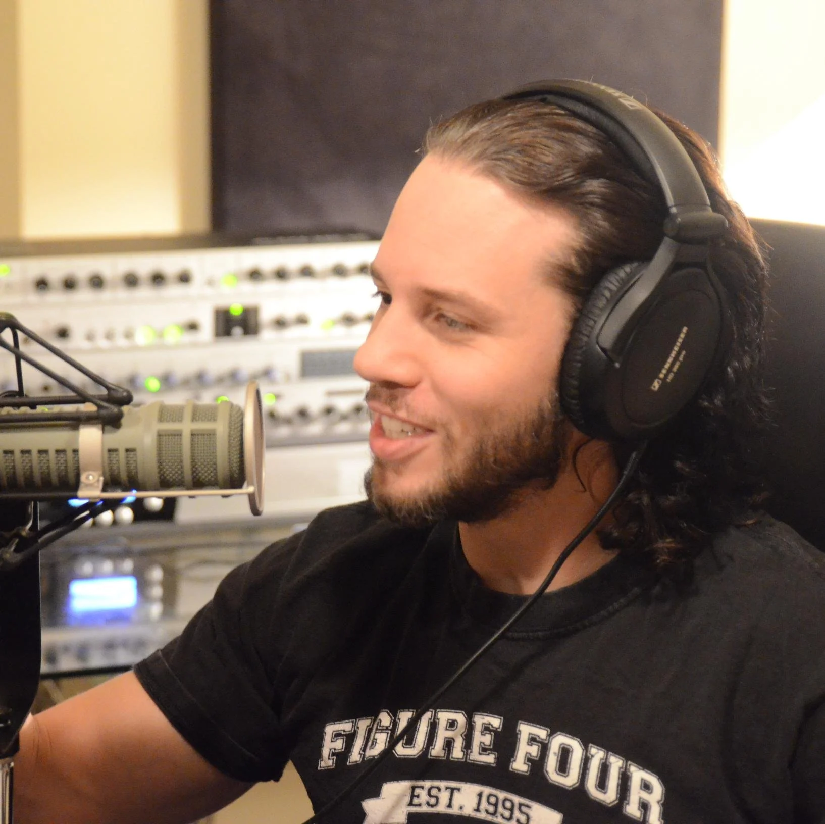 Bryan Alvarez of WrestlingObserver.com / Figurefouronline.com