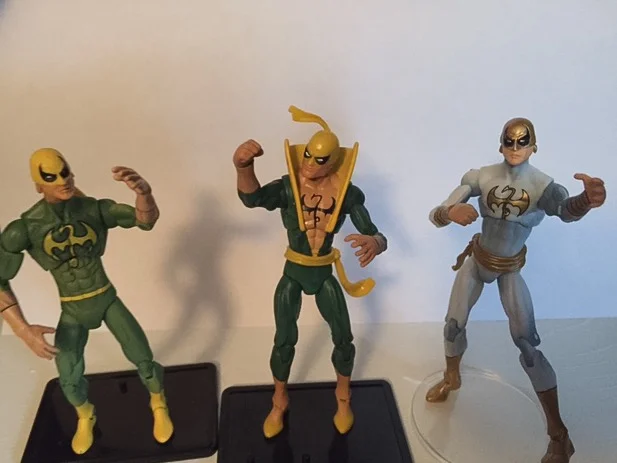 the dragon paint application looks nice on all three versions. i do wish the immortal version had the waist sash and a closed fist on one hand. all in all, however, these are beautiful action figures.