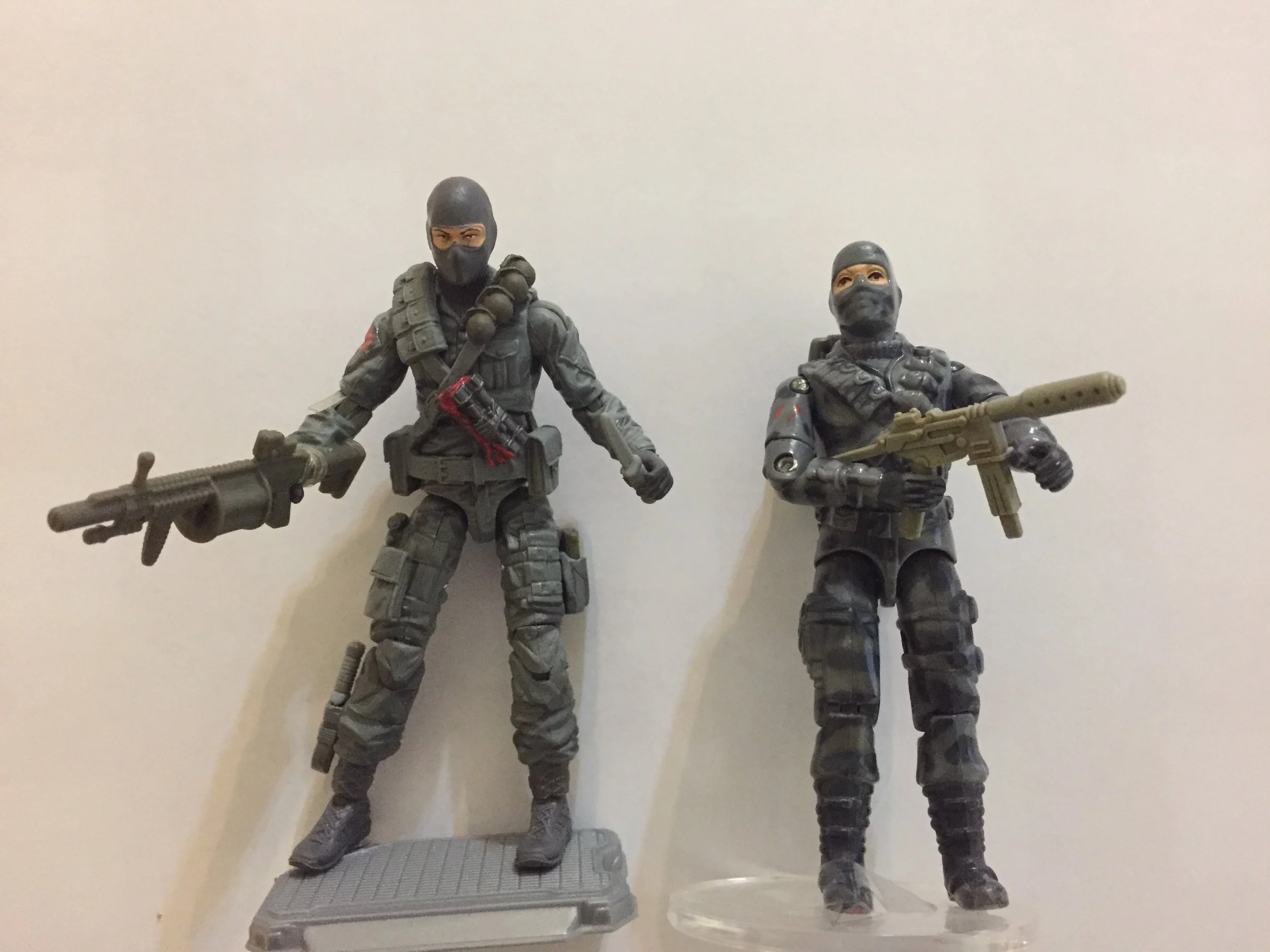 Despite what happened to the character design later... these are good looking action figures.