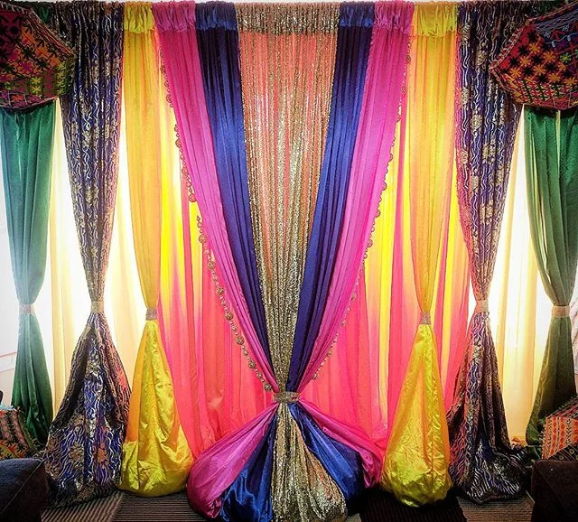Colourful designs to make your events stand out! &bull;
&bull;
&bull;
&bull;
&bull;
#minttobe #decor #custom #setups #wedding #engagement #parties #events #backdrops #props #gta #toronto #ontario #canada #bride #groom #indianweddings #sangeet #mayiah