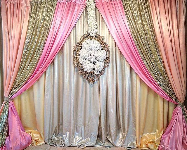 When the colour combos are flowing nicely together! 😉
&bull;
&bull;
&bull;
&bull;
&bull;
#minttobe #decor #custom #setups #wedding #engagement #parties #events #backdrops #props #gta #toronto #ontario #canada #bride #groom #indianweddings #sangeet #