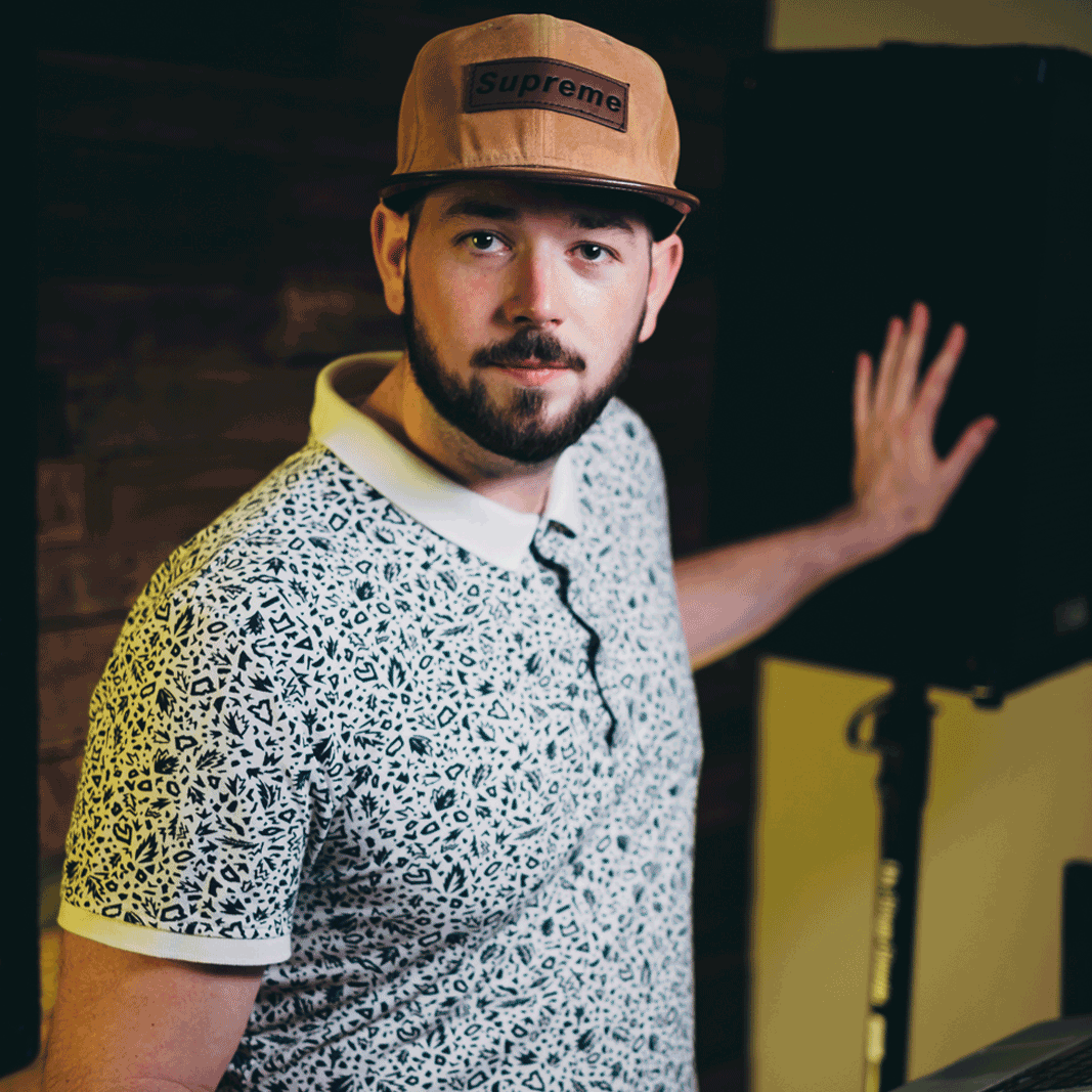 Studio-Session.gif