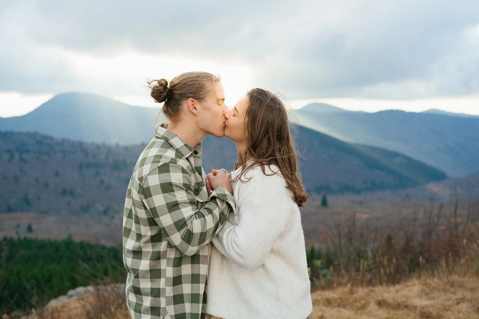 sally-gray-photography-zach-jessica-elopement-174_websize-2.jpg