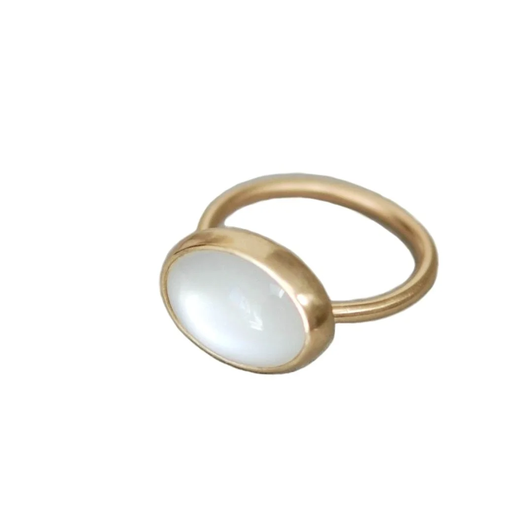 No. 322 White moonstone ring - oval