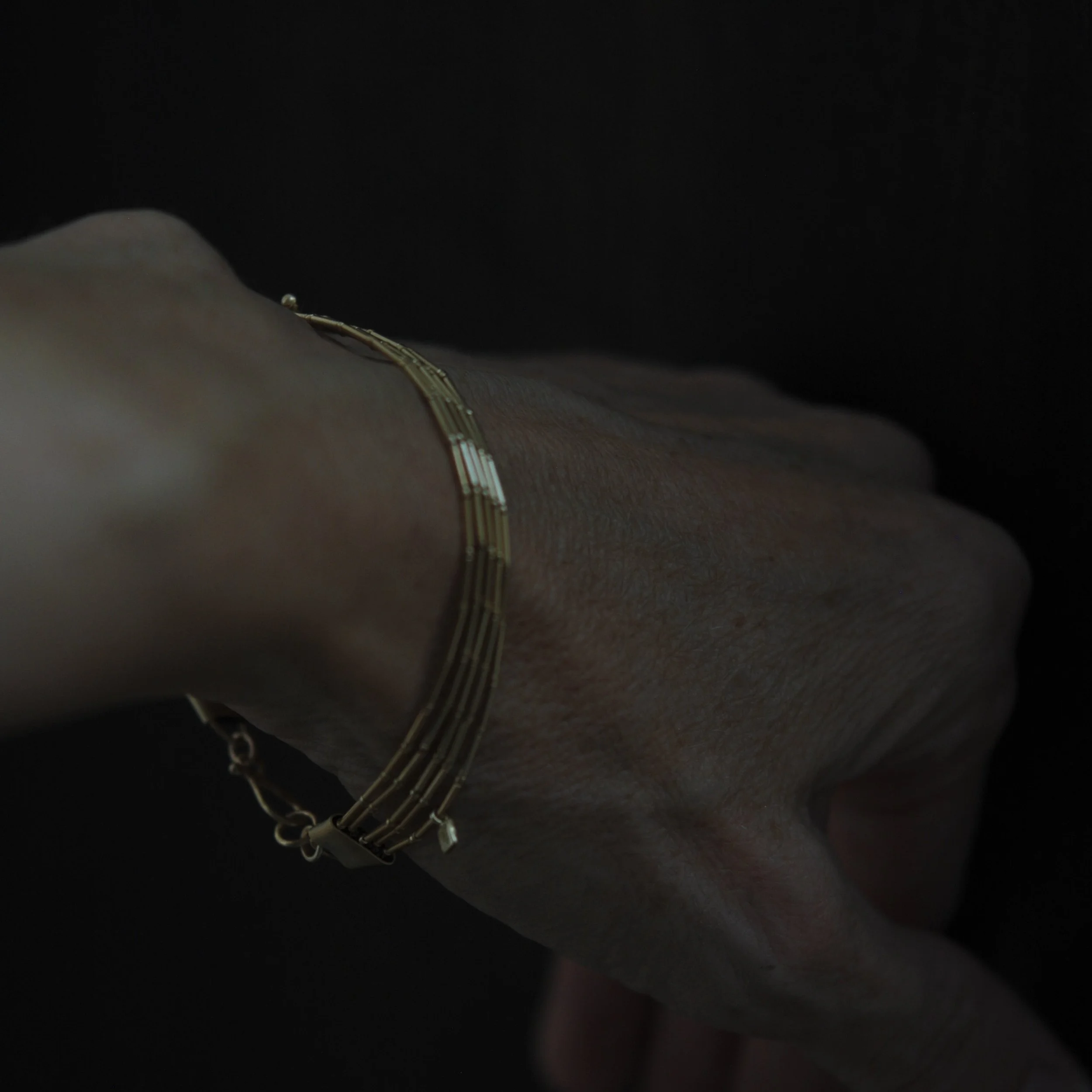 bracelet 369.3.JPG