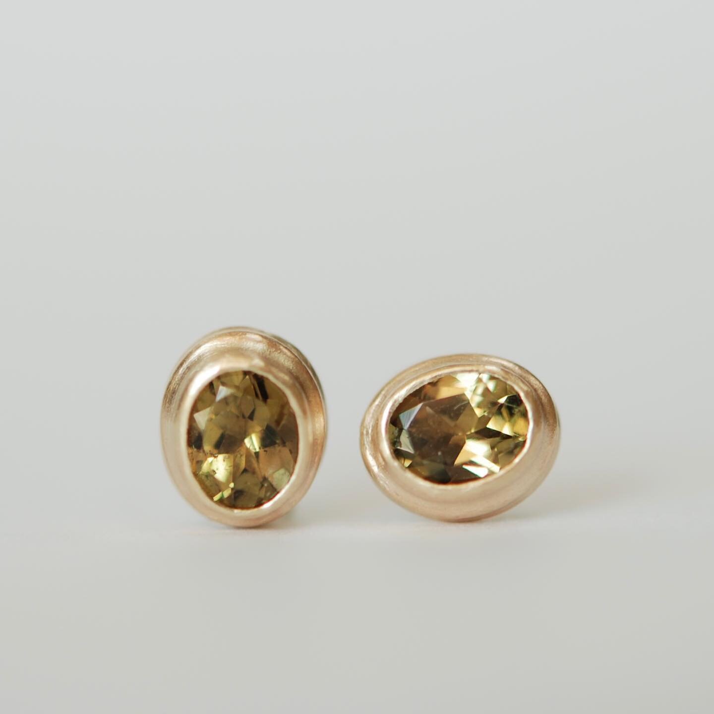 Olive tourmaline studs and other fresh-off-the-bench pieces available at beautiful new retail partner @lencollective ✨ in San Luis Obispo, California!