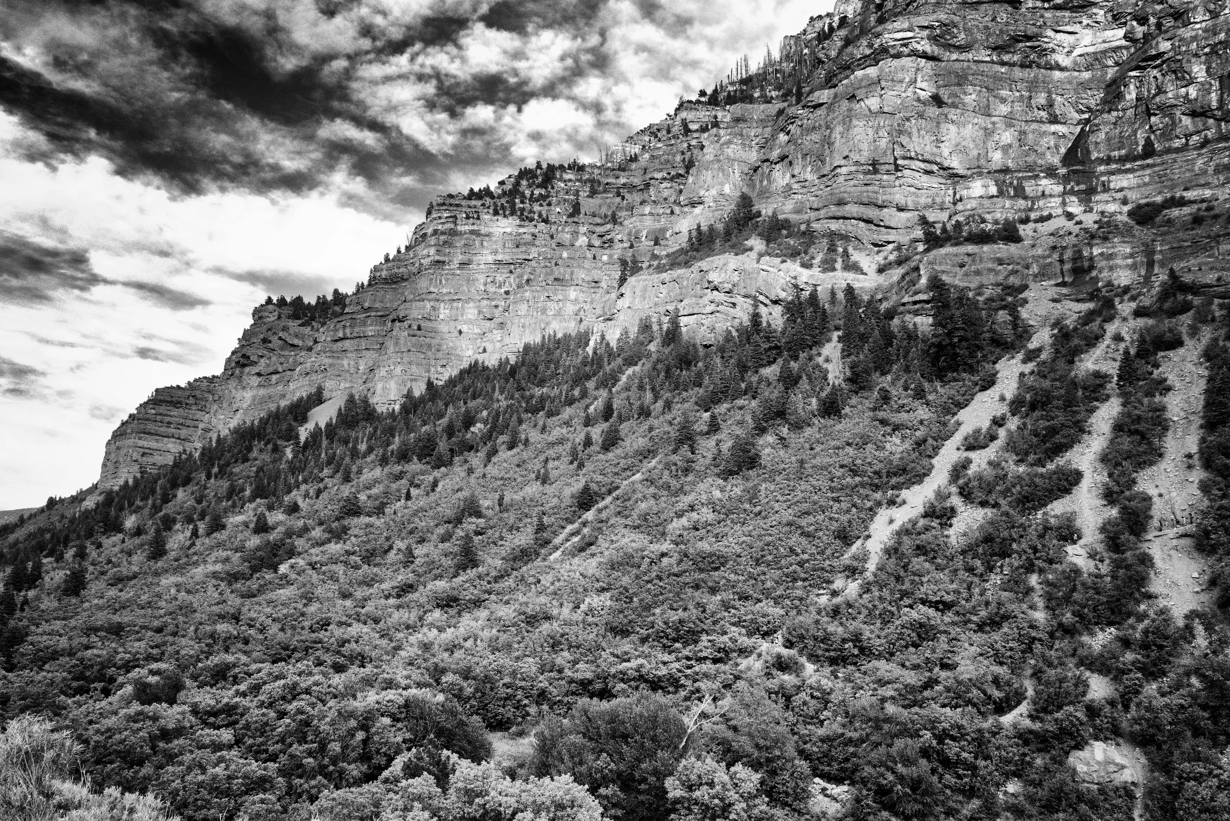 Provo Canyon Cliffs B&W
