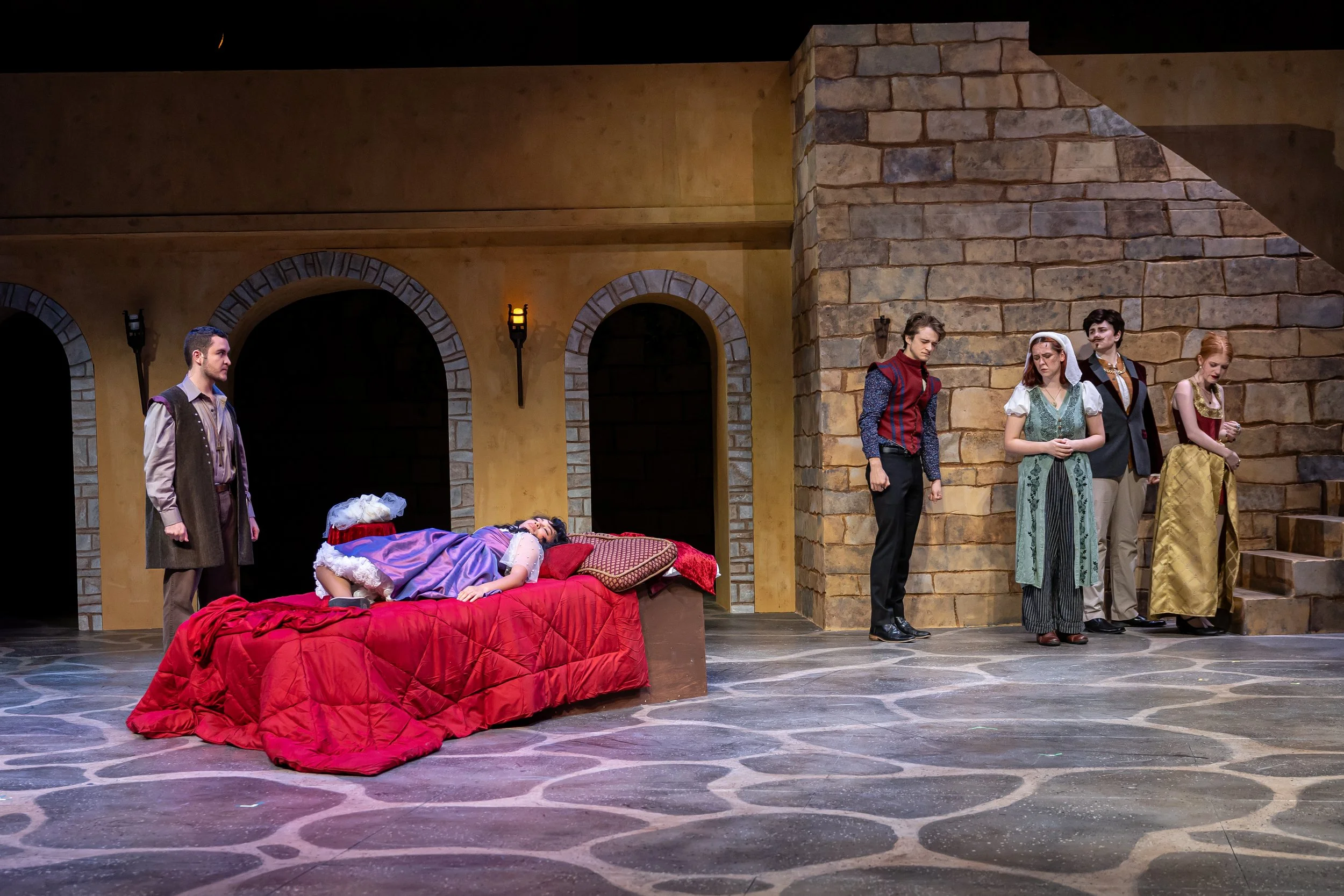 24-10-romeoandjuliet-153_54093229561_o.jpg