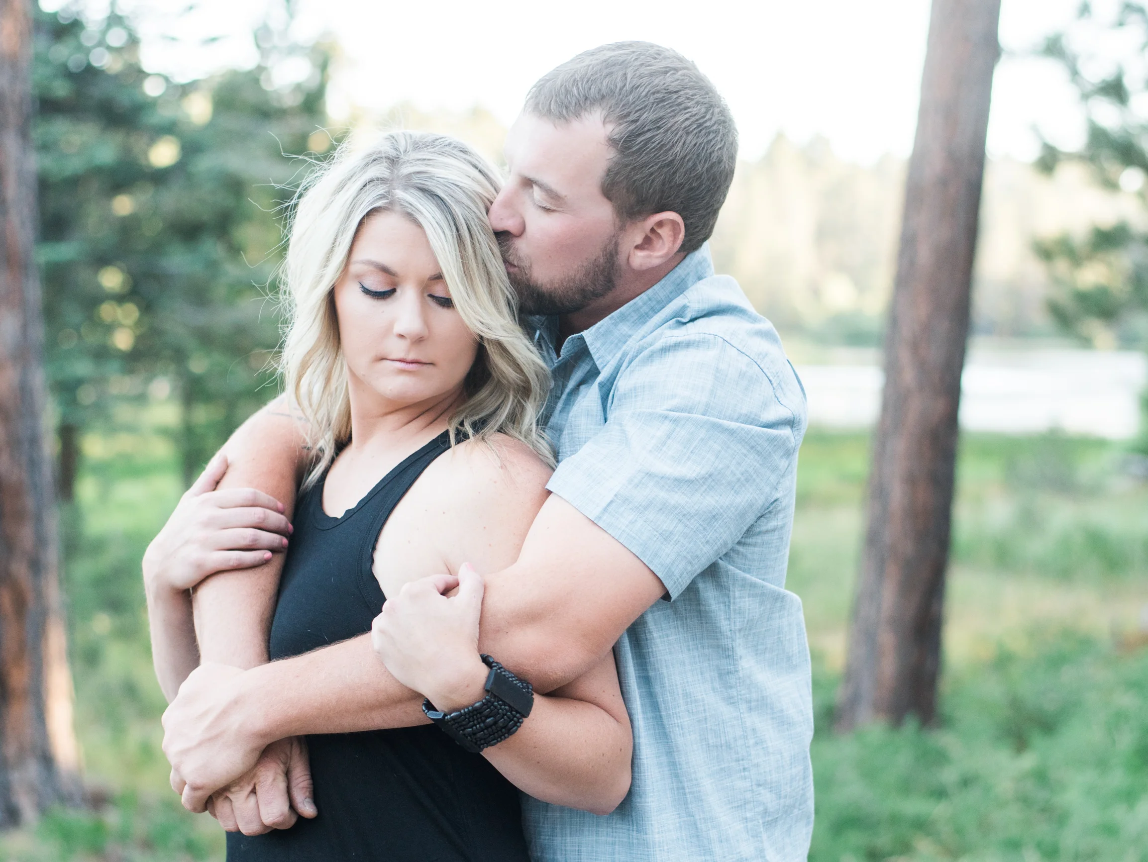 Bluff Lake Engagement Sesssion