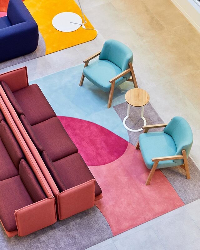 A splash of colour to brighten your Thursday morning! 🌈

We love introducing colour in our fitouts. Not only does it brighten spaces and define zones. Using colour enables us to create unique interiors that positively impacts the end user

The Benev