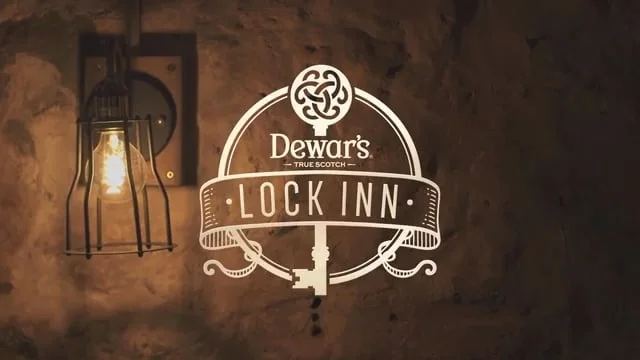 Dewars Whisky Lock Inn