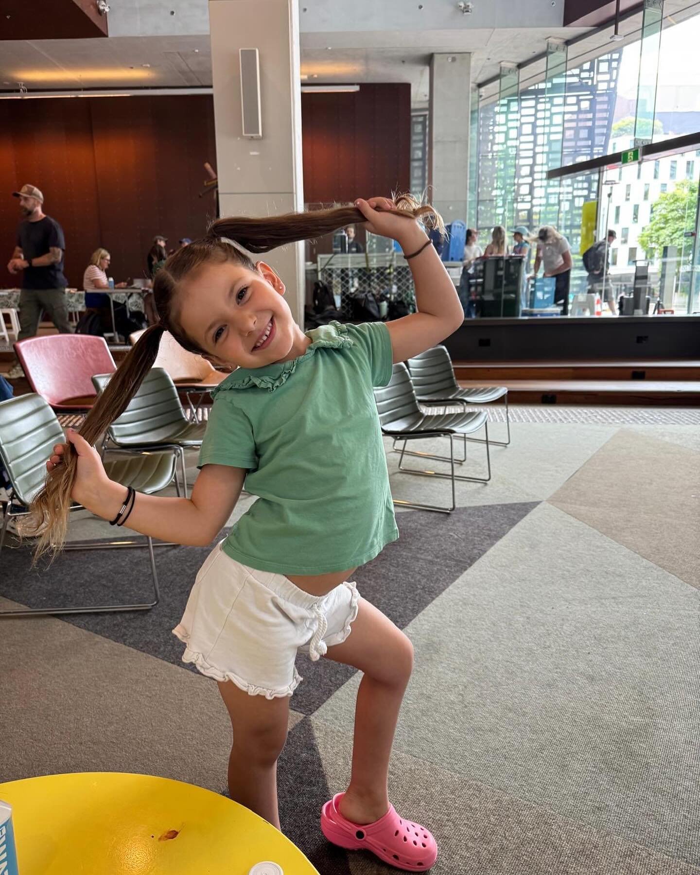 First ever commercial for Sadie yesterday and I think it&rsquo;s safe to say that she was pretty comfortable on set.

Hopefully the first of many!

#tandekidsareeverywhere #tandetinysuperstars