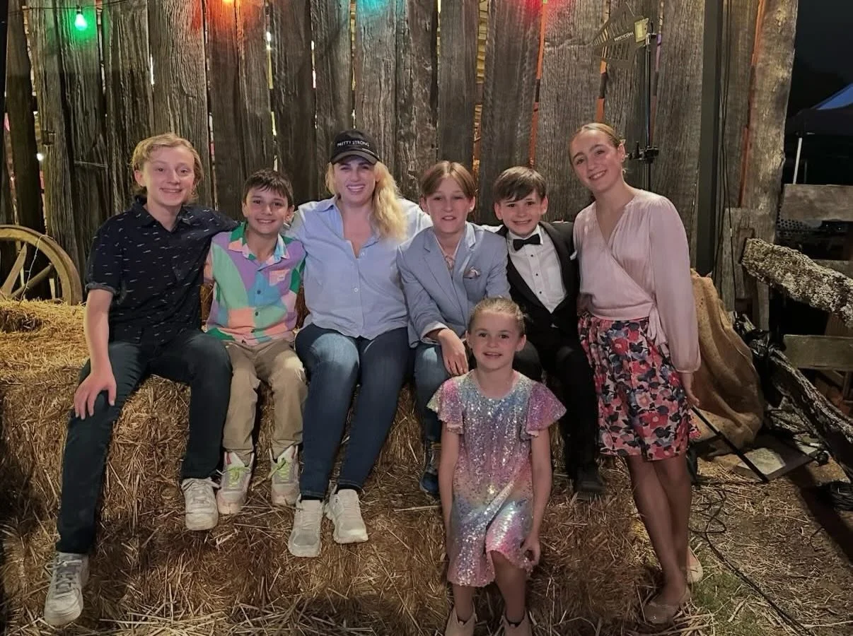 The Deb is out in cinemas now!

Can&rsquo;t wait to get to the movies to see this one and spot T&amp;E&rsquo;s William, Reggie, Aydin, Porshia and Jude.

They all look like babies in this photo with director Rebel Wilson.

#tandekidsareeverywhere #ta