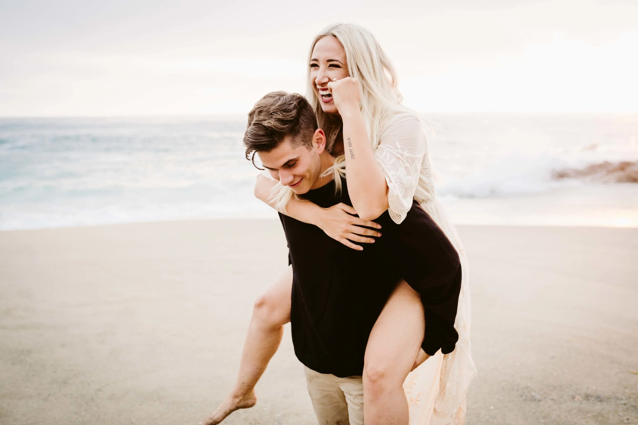 STEPHEN + LINDSEY | LAGUNA BEACH ENGAGEMENT