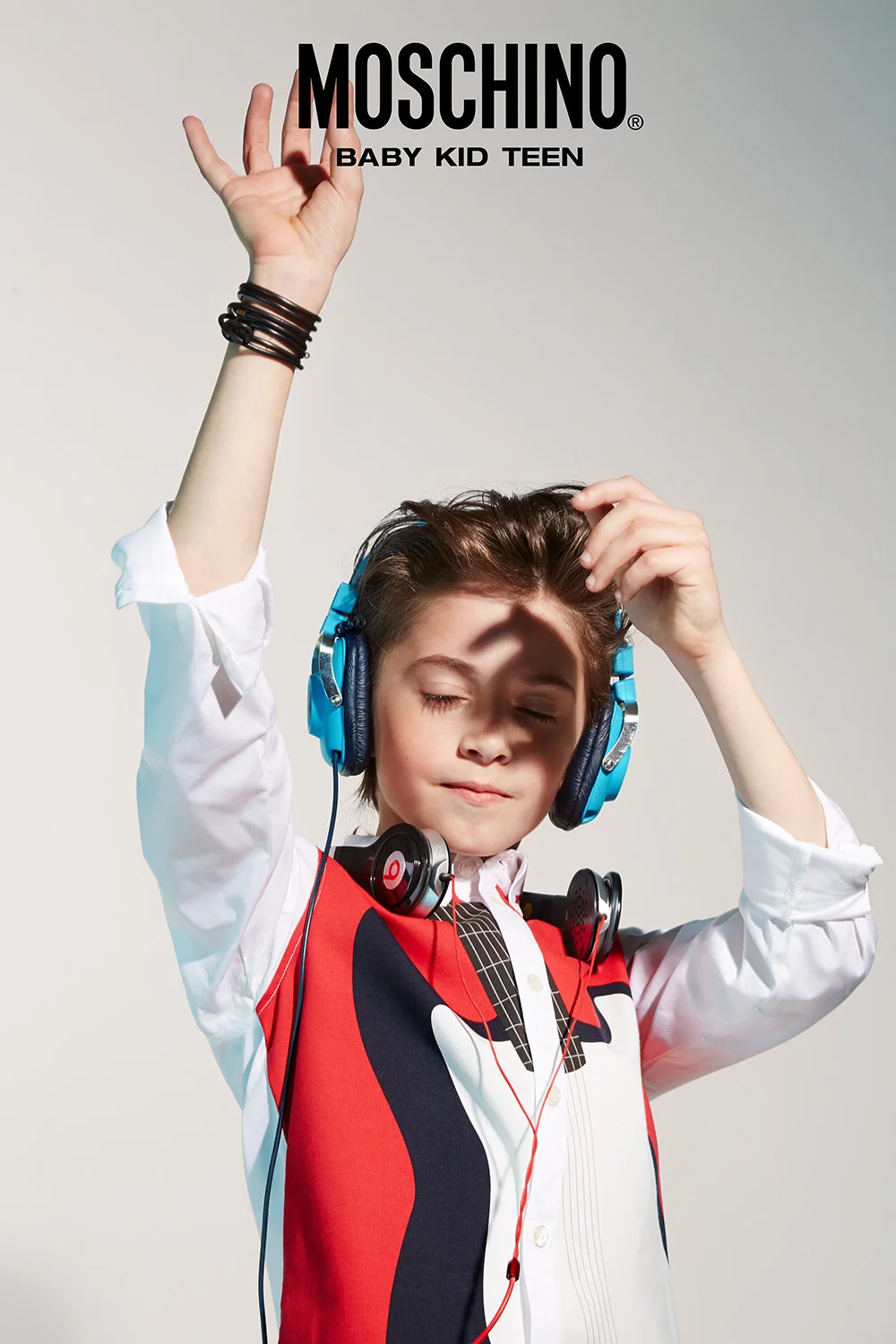 midivertounmondo_moschinokids_01.jpg