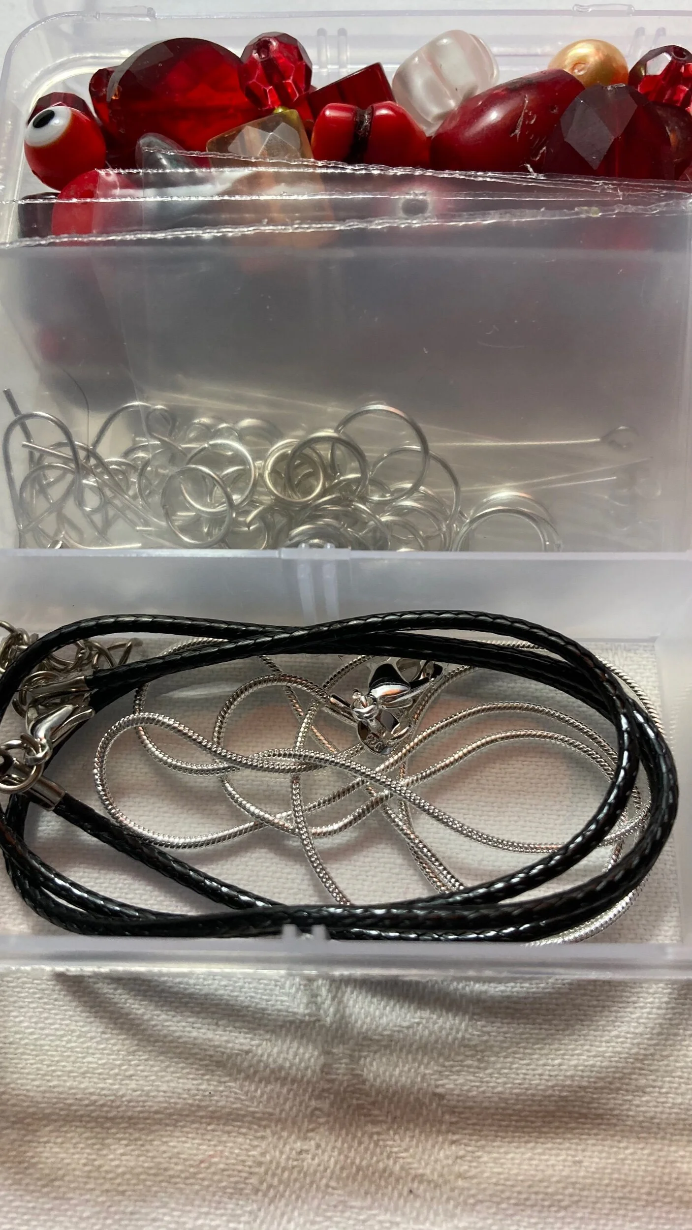 0CFD5F05-9150-4632-BEE9-E7BCB67F1D4E