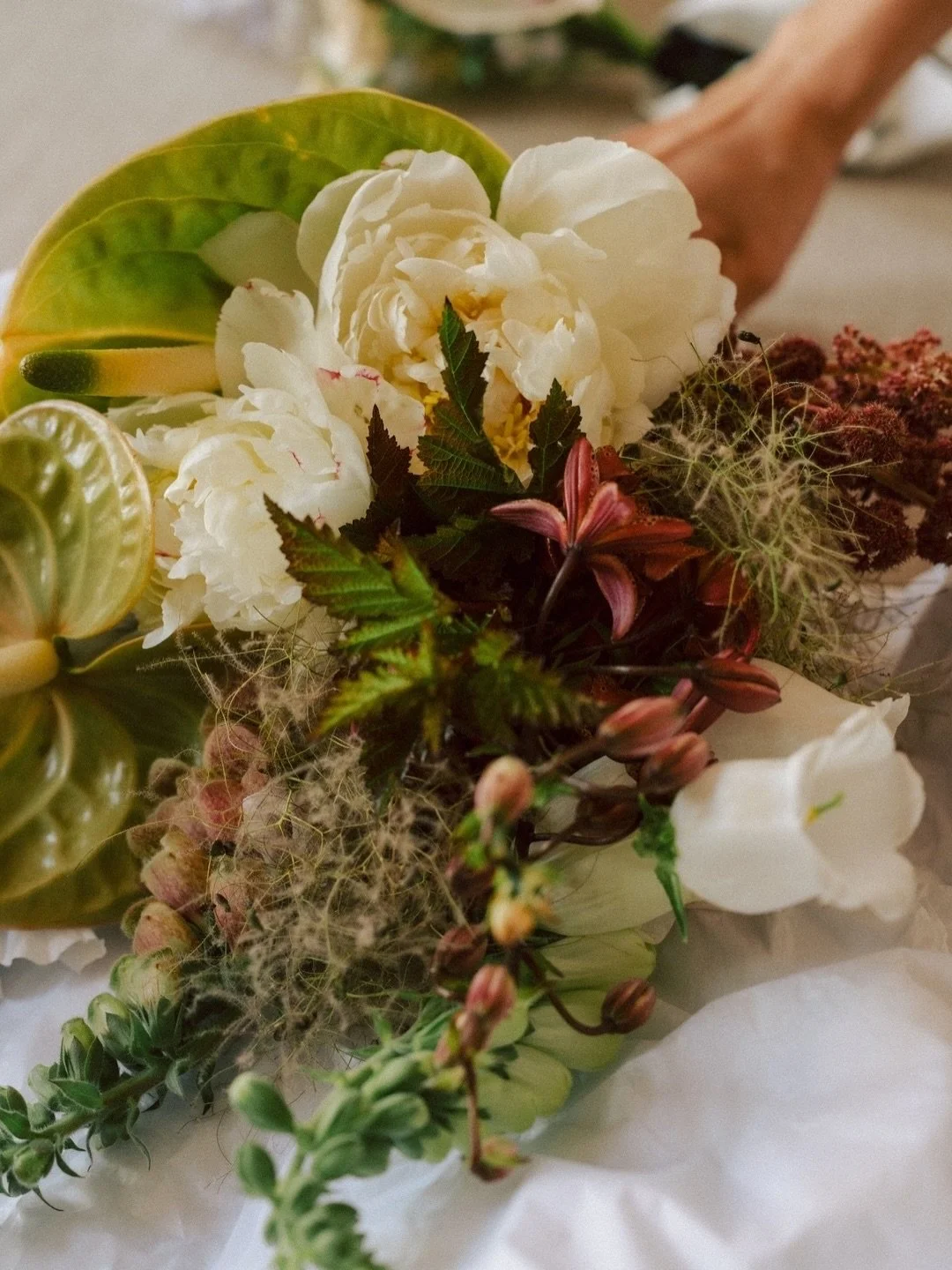 J&amp;L midsummer wedding in Bath, Somerset. A mix of exquisite local flowers with a touch of antipodean style to represent the couple&rsquo;s story. A gorgeous wedding for a gorgeous couple. Captured by the most talented @wearethelesueurs the recept