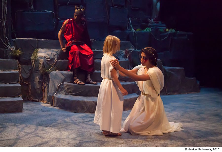 Antigone-(27).jpeg