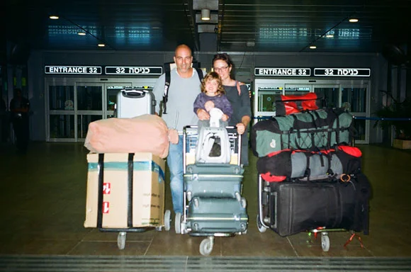 21.4.15 - KIKO JANTIEN&BARAK MOVES TO HOLAND