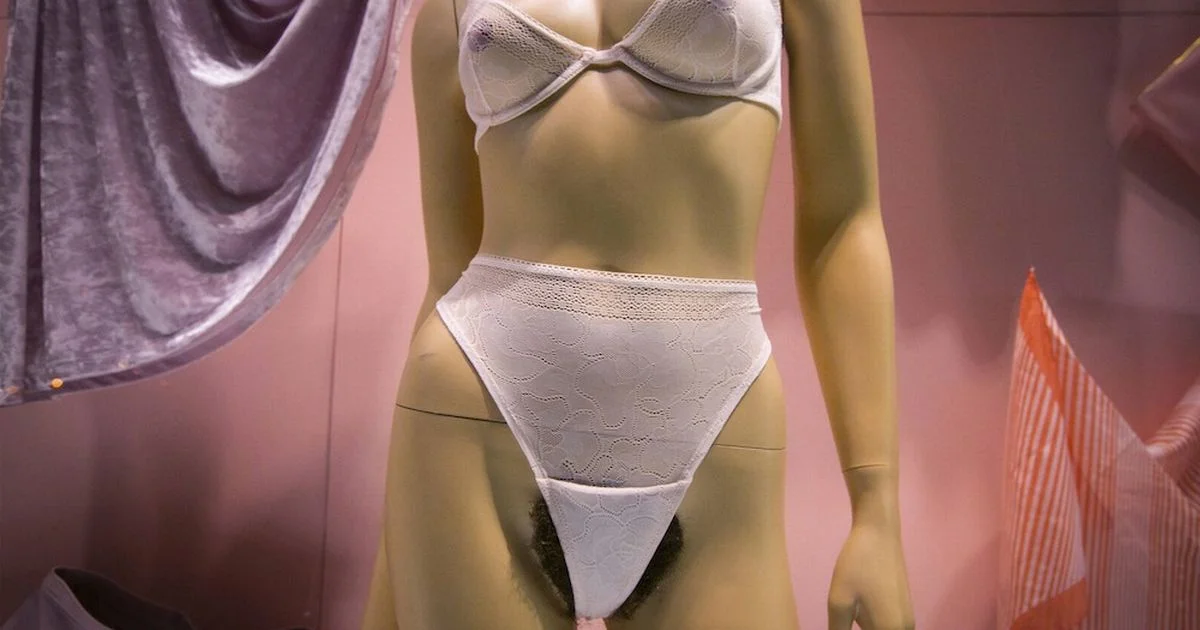 American-Apparel-window-mannequins-now-feature-pubic-hair.jpg