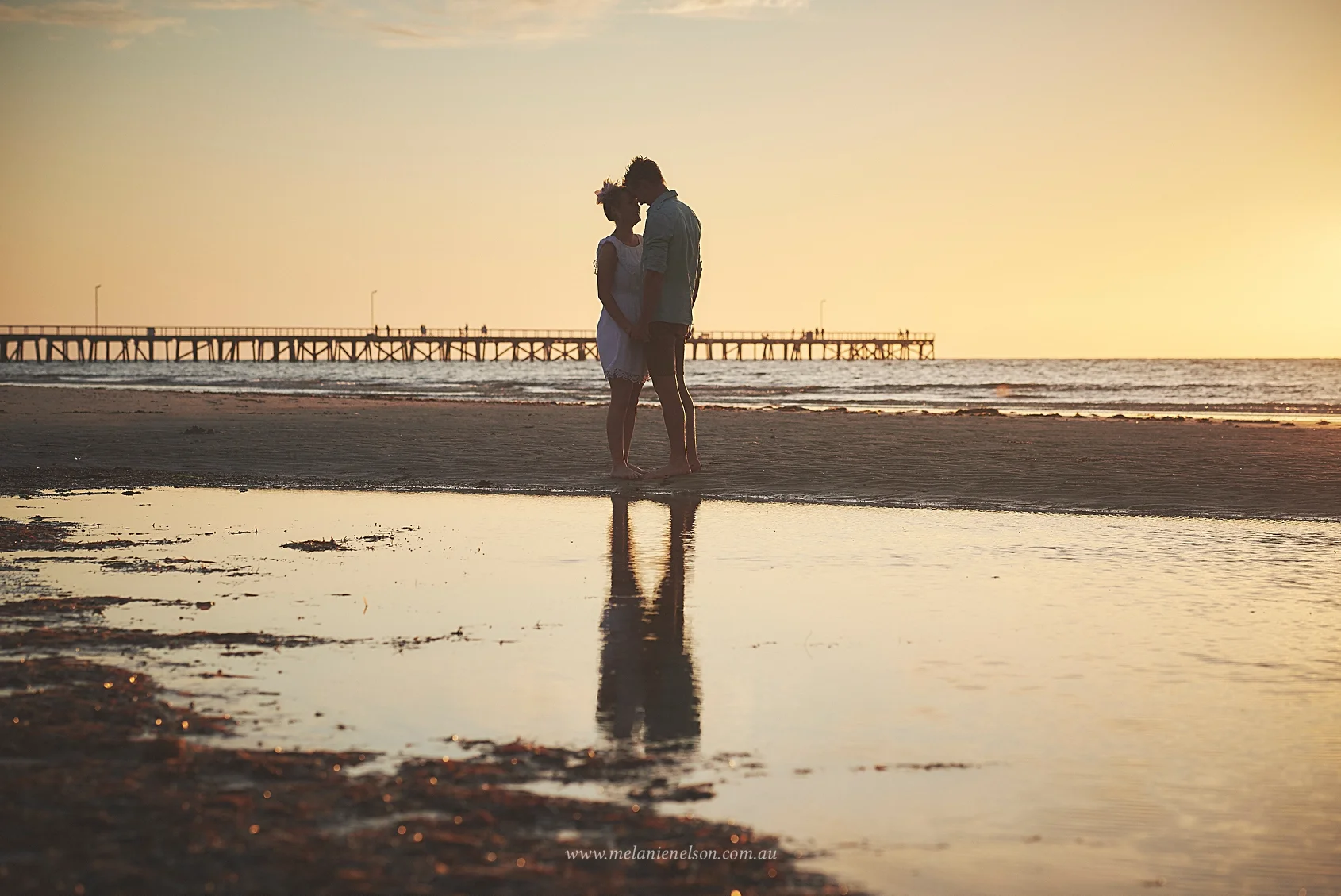 beach_engagement_photography_adelaide_0013.jpg