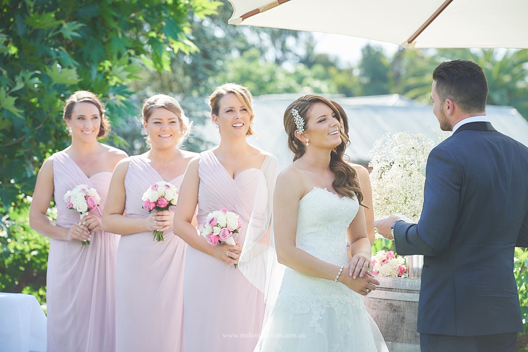 bird_in_hand_wedding_008.jpg